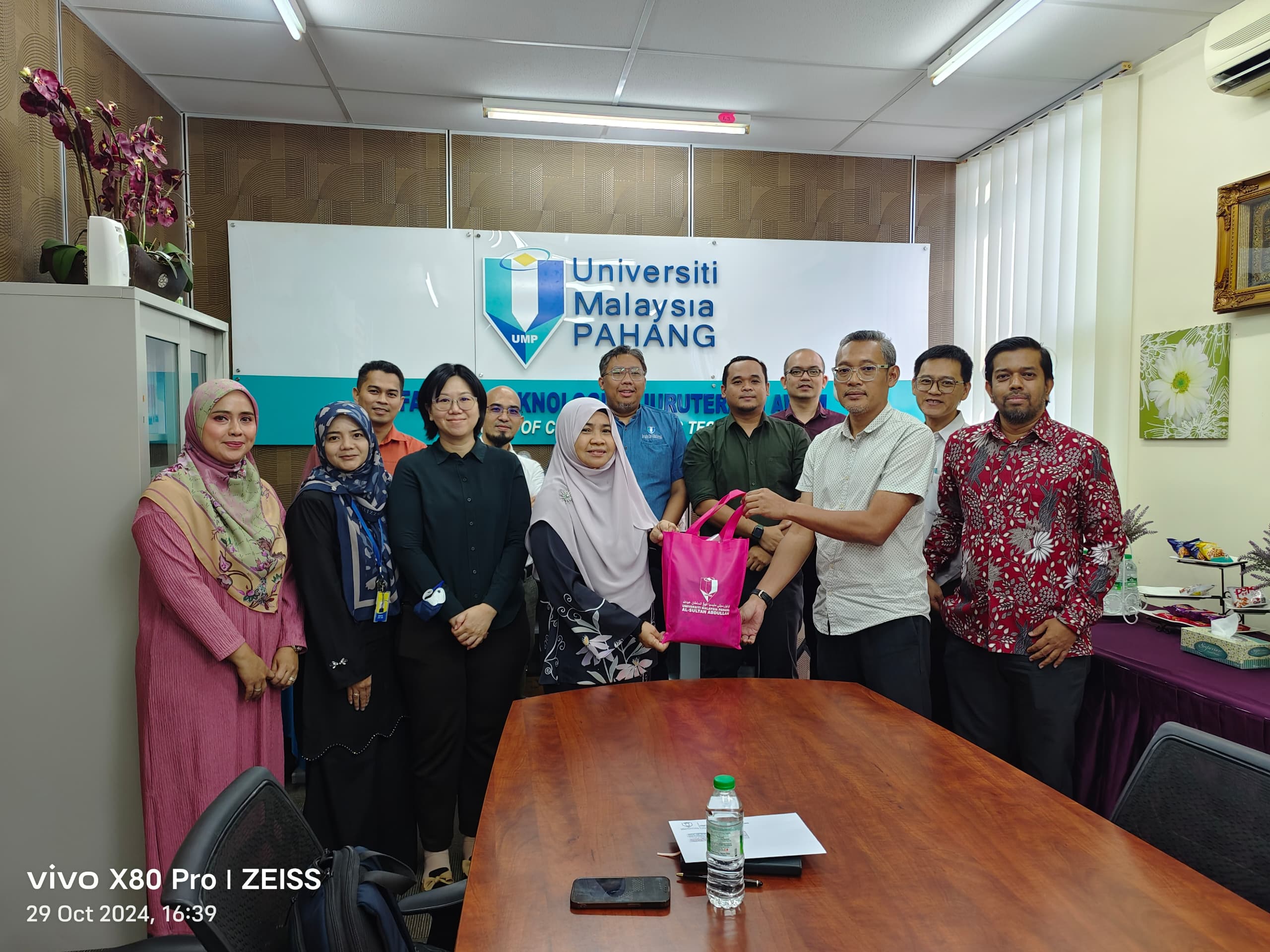 Lawatan & Mesyuarat Bersama Panel Penilai Luar, Prof. Ir. Dr. Che Maznah Mat Isa, UiTM bagi Program Sarjana Muda Kejuruteraan Awam dengan Kepujian (BAA), Fakulti Teknologi Kejuruteraan Awam, UMPSA pada 28 & 29 Oktober 2024